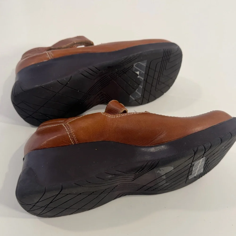 WANTED Vintage 90s Brown Leather Mary Jane Comfort‎ Shoe 8.5